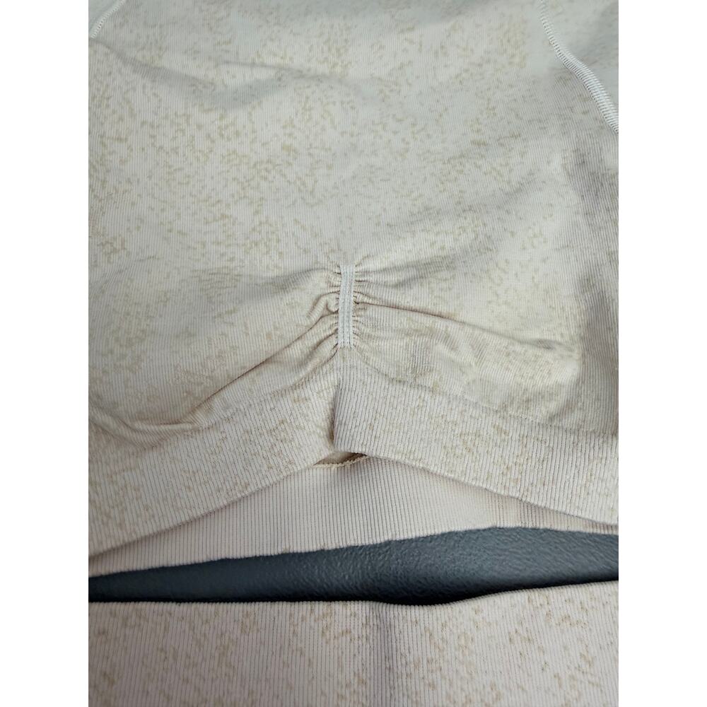 Gymshark Adapt Fleck Seamless Set XS Crop Top Shorts Coconut White NWT - Picture 7 of 8